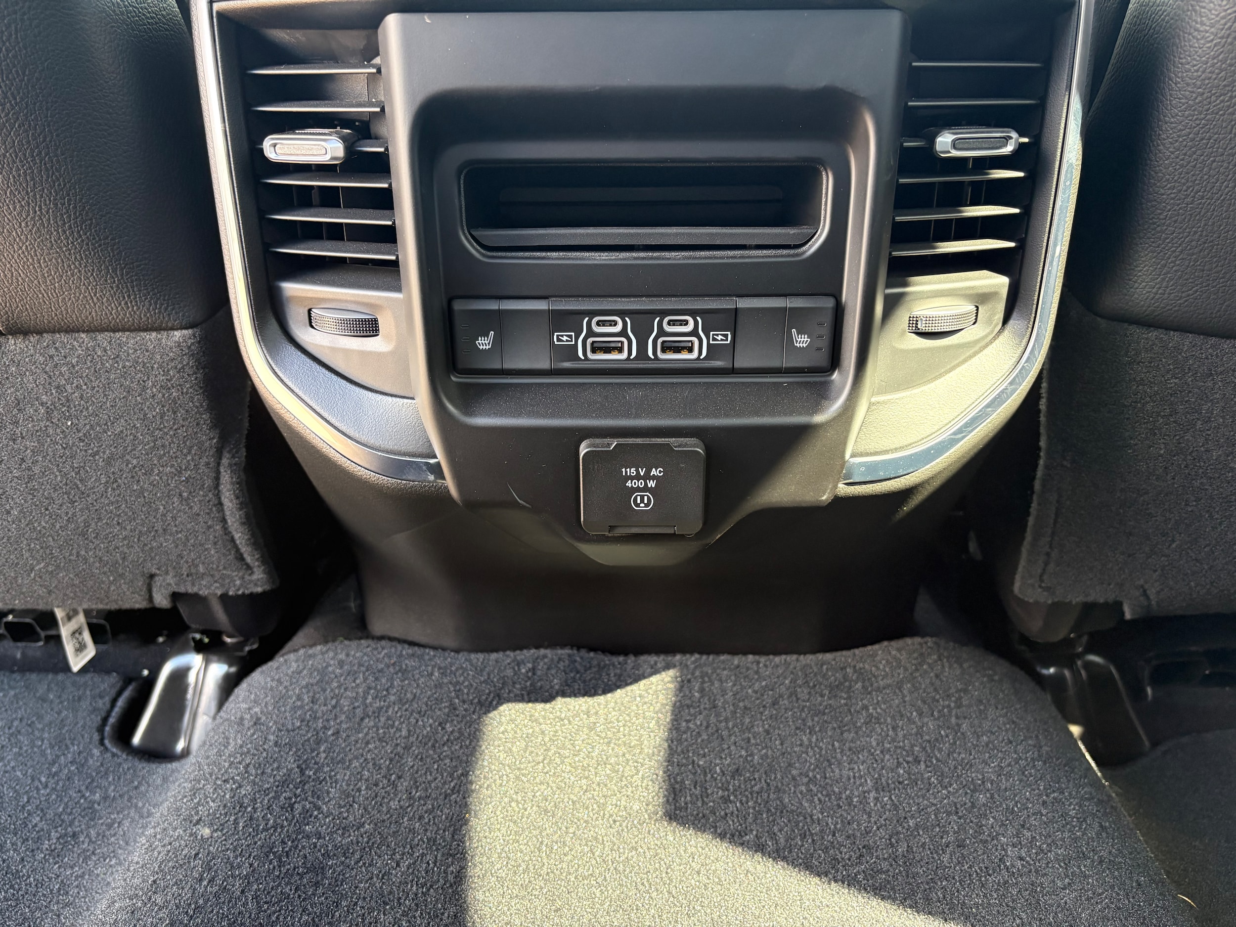 2026 RAM 2500 Laramie - Photo 16