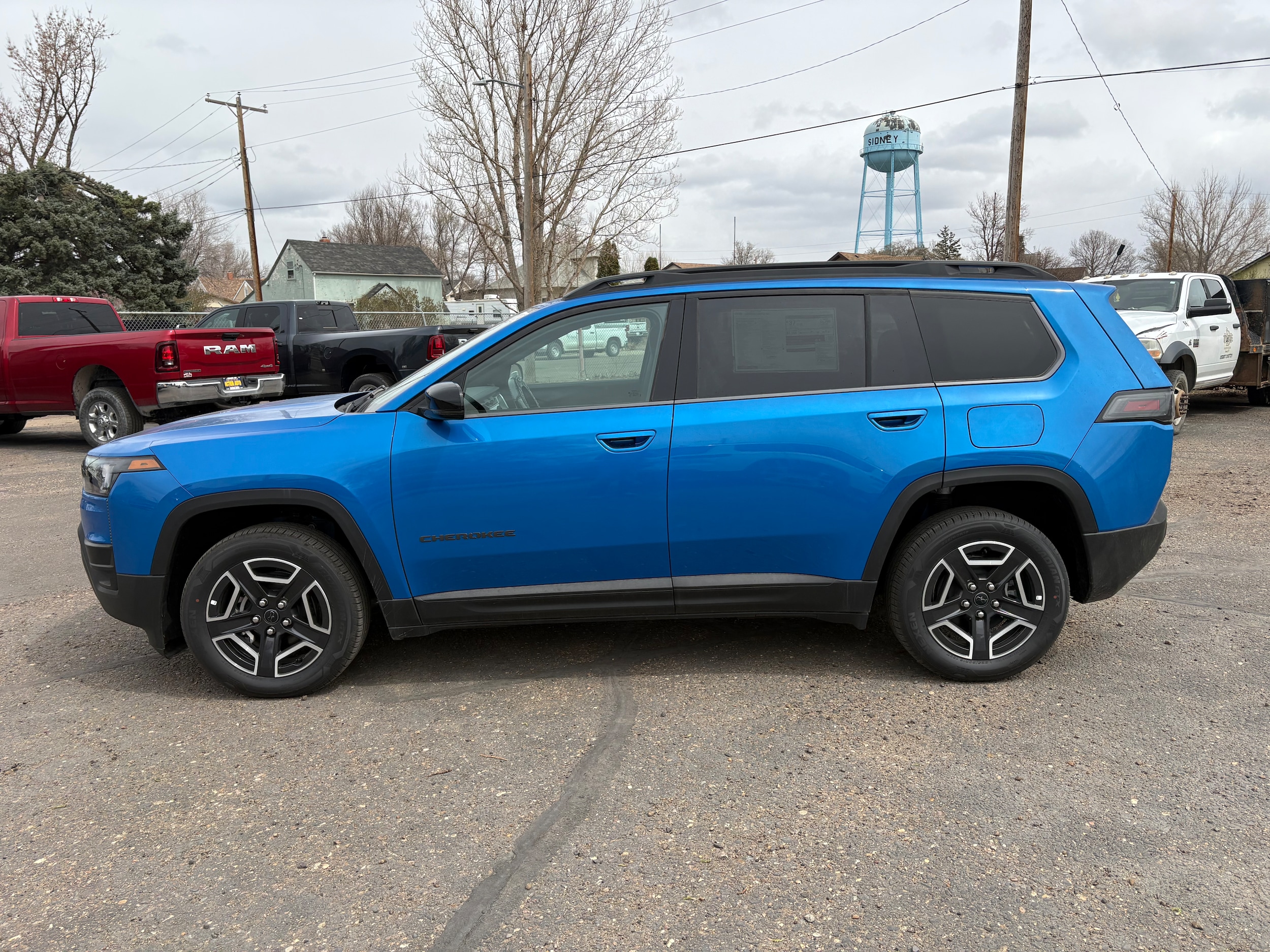 2026 Jeep Cherokee Limited HEV 4X4's photo