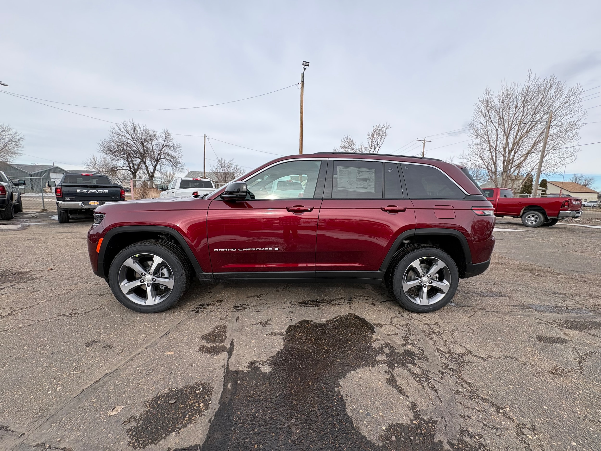 2026 Jeep Grand Cherokee Limited 4x4's photo