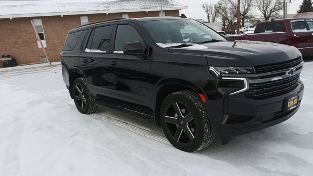 Used 2022 Chevrolet Tahoe RST with VIN 1GNSKRKD8NR129427 for sale in Sidney, MT