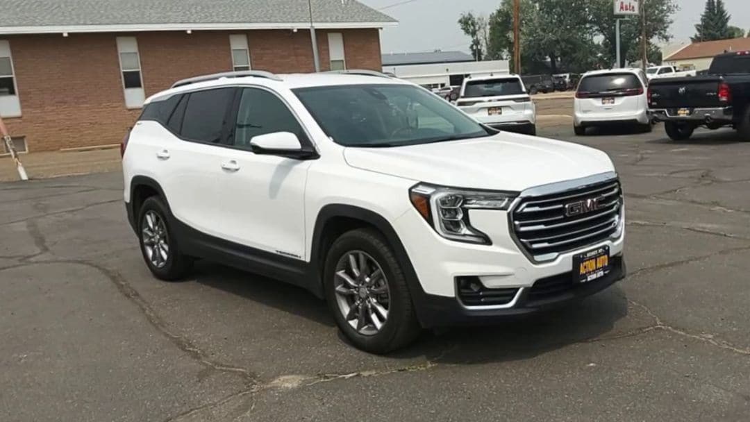 Used 2024 GMC Terrain SLT with VIN 3GKALVEG2RL377898 for sale in Sidney, MT