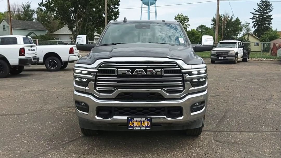 2025 Ram 2500 Laramie photo 3