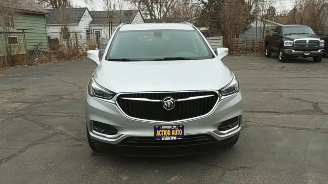 2021 Buick Enclave Essence photo 2