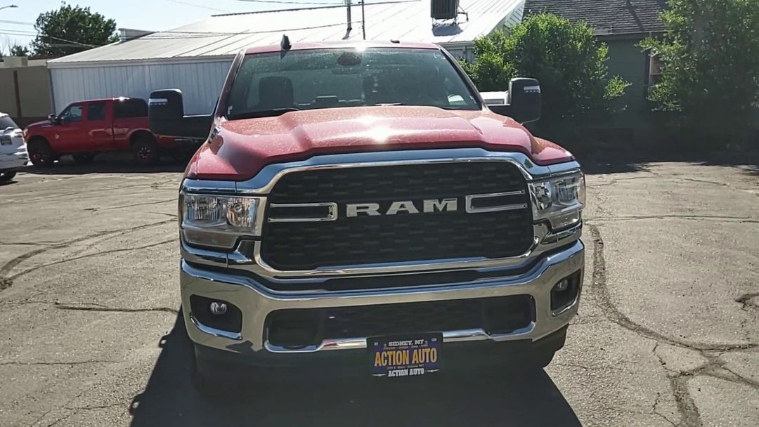 2024 Ram 2500 Big Horn photo 3