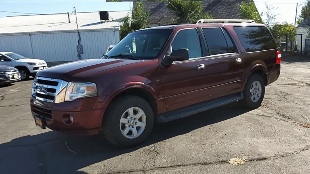 2010 Ford Expedition EL XLT photo 4