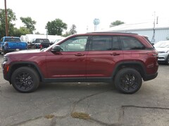 2024 Jeep Grand Cherokee Altitude SUV