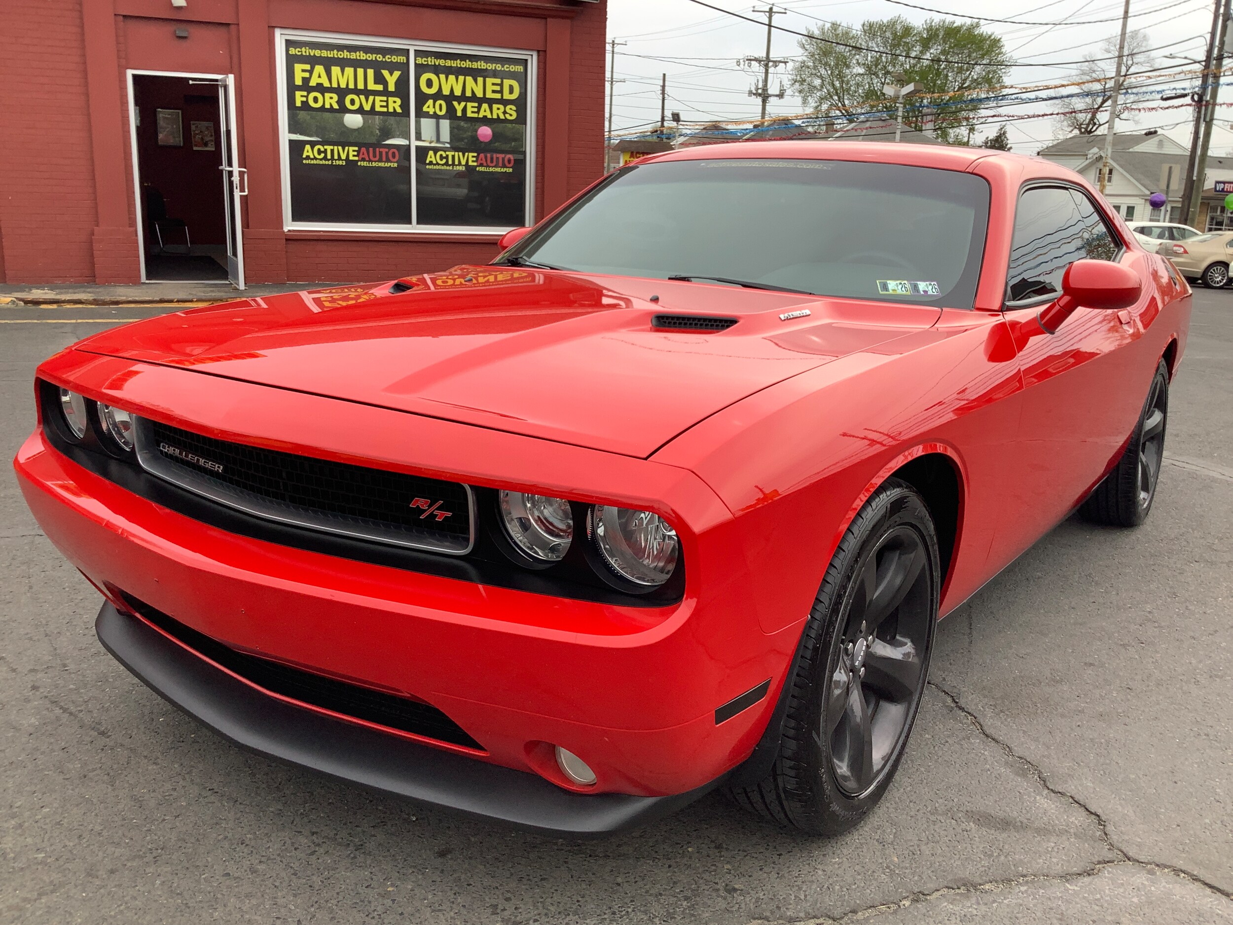 2013 Dodge Challenger R/T Plus photo 3