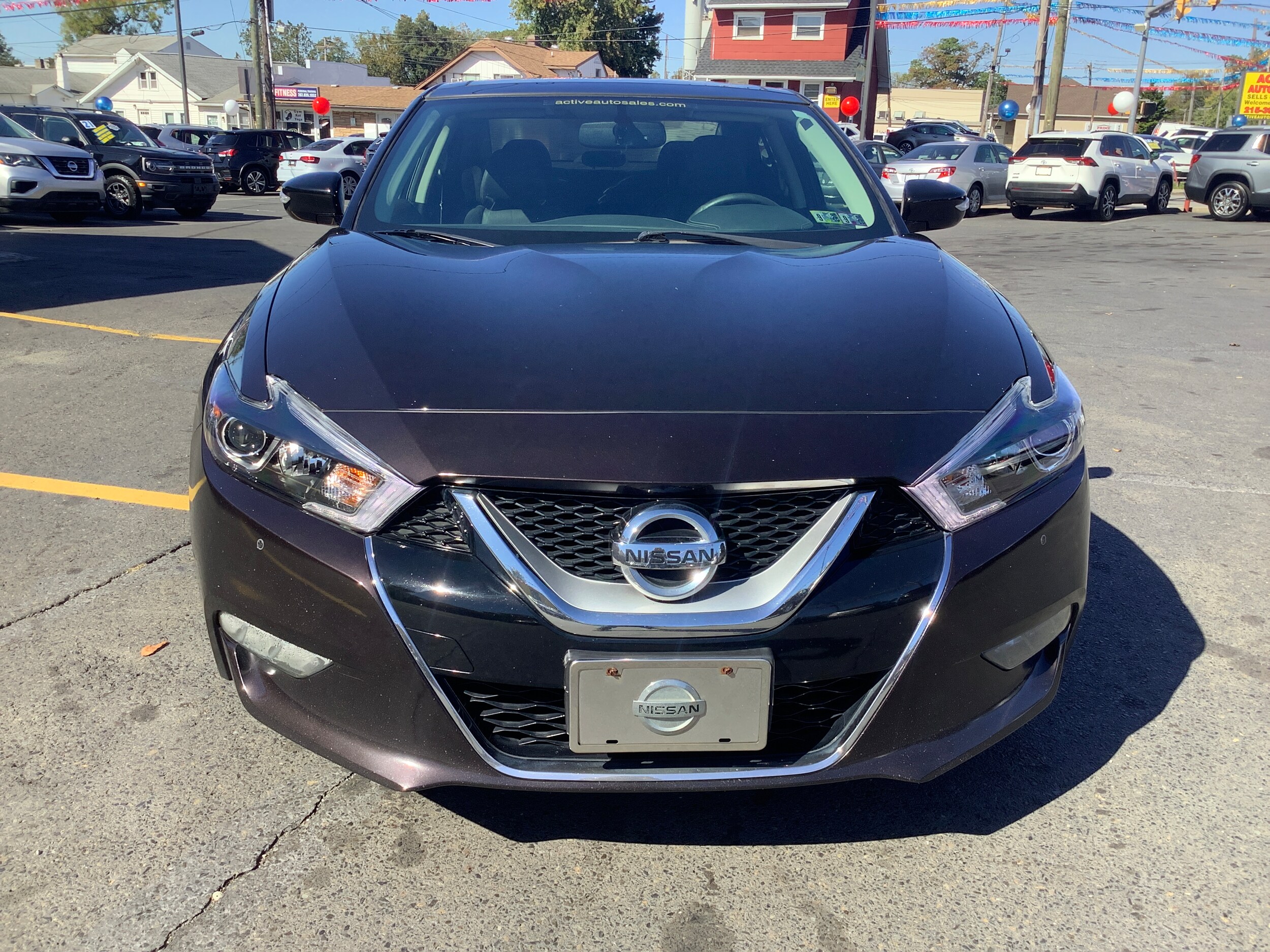 2017 Nissan Maxima SL photo 2