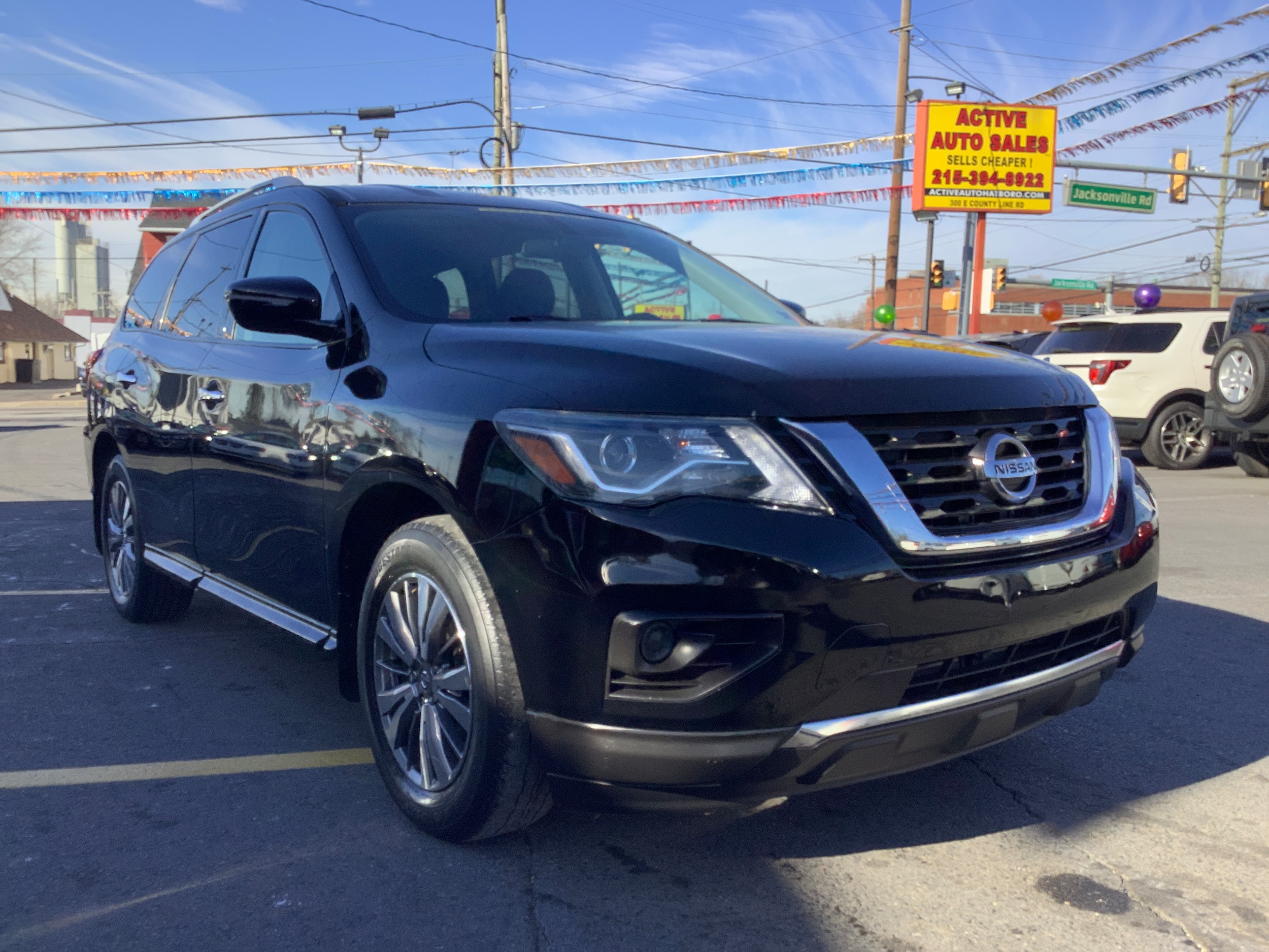 2020 Nissan Pathfinder S