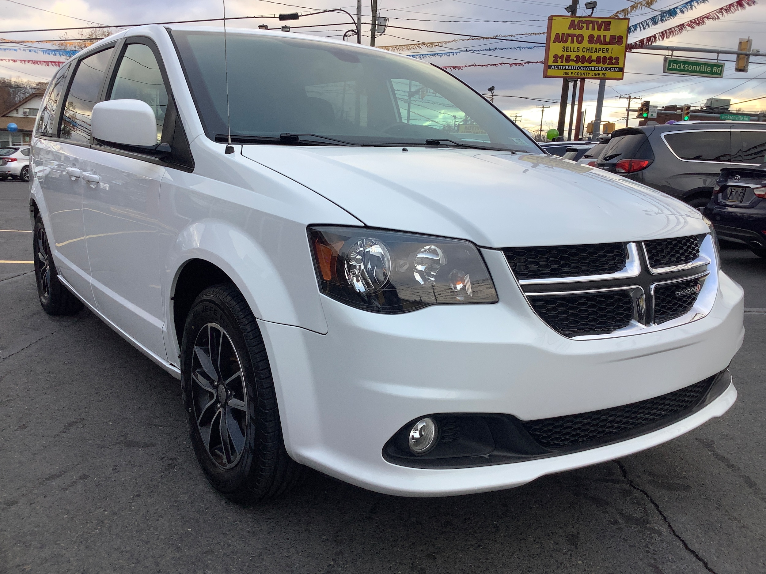 2019 Dodge Grand Caravan SE Plus's photo