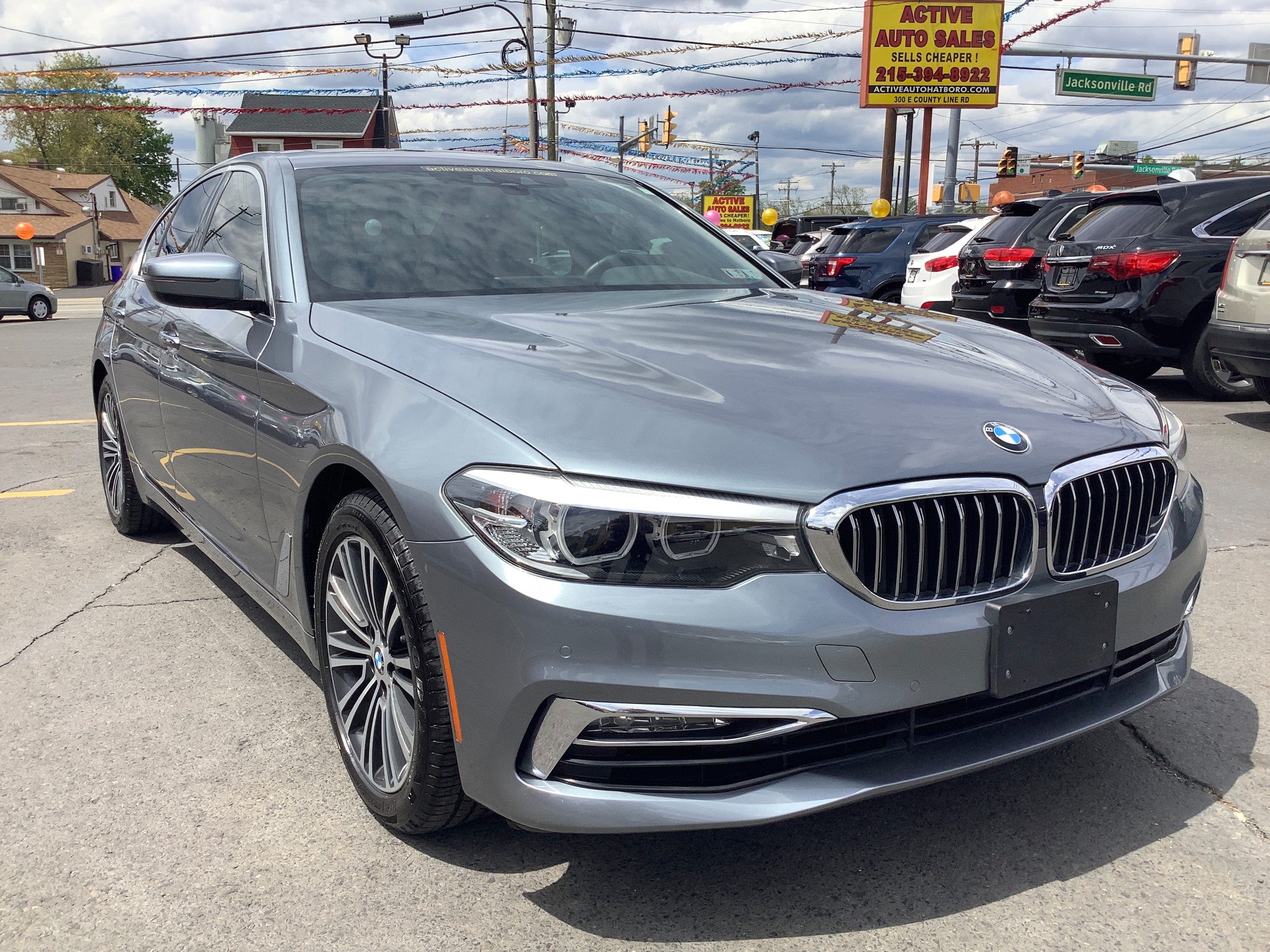 2018 BMW 5 Series 530i xDrive Sedan's photo