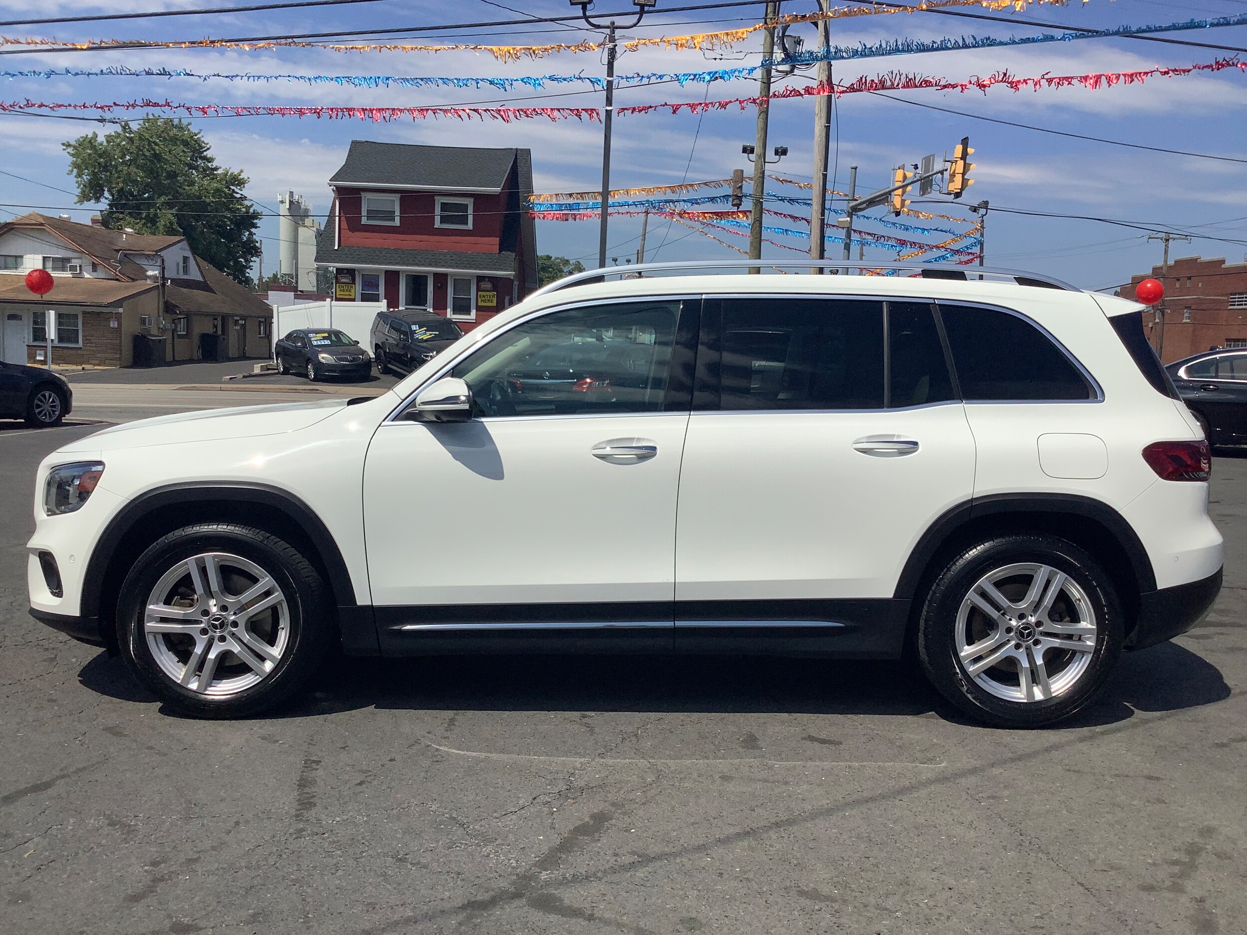 2020 Mercedes Benz GLB 250 photo 4