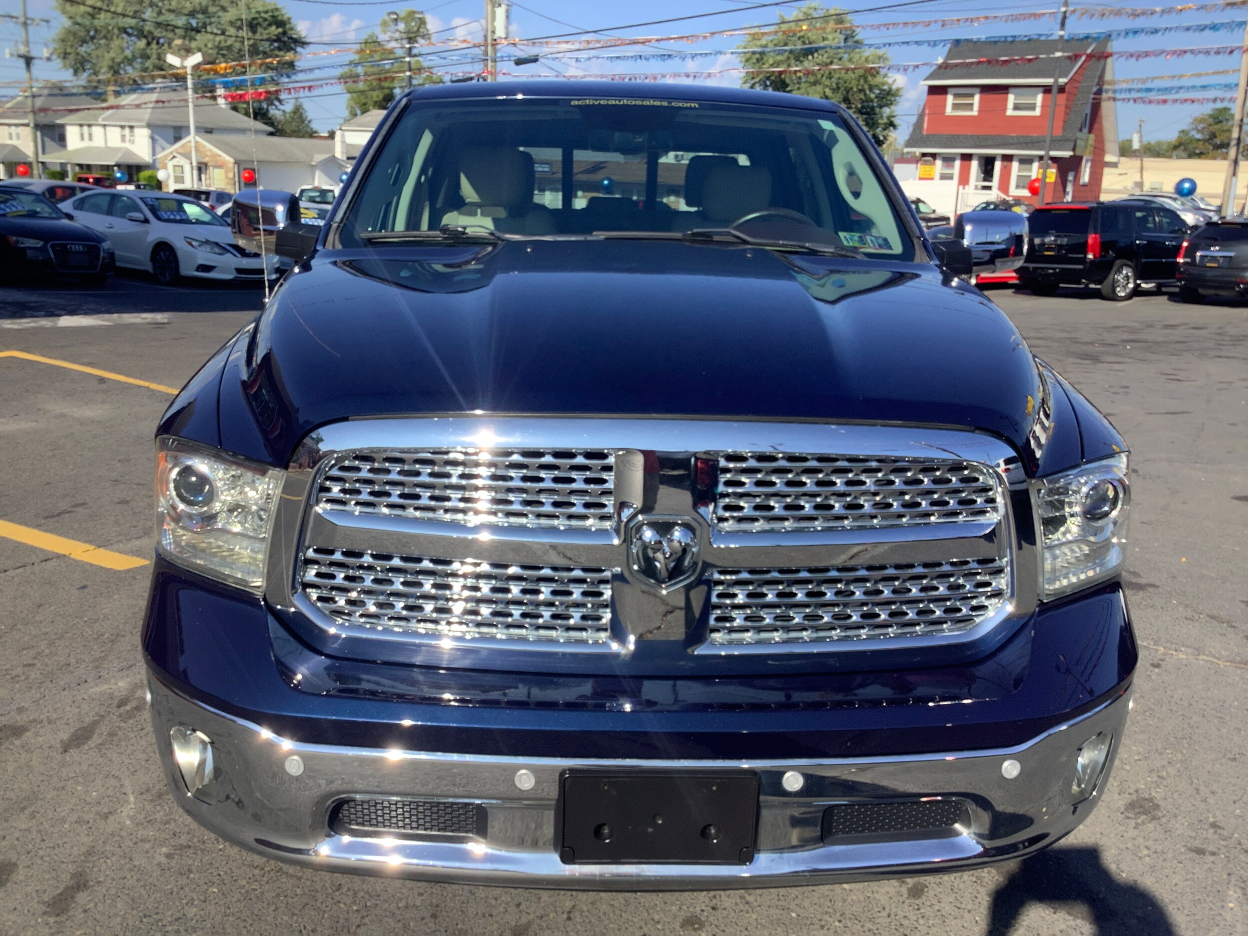 2017 Ram 1500 Laramie photo 2