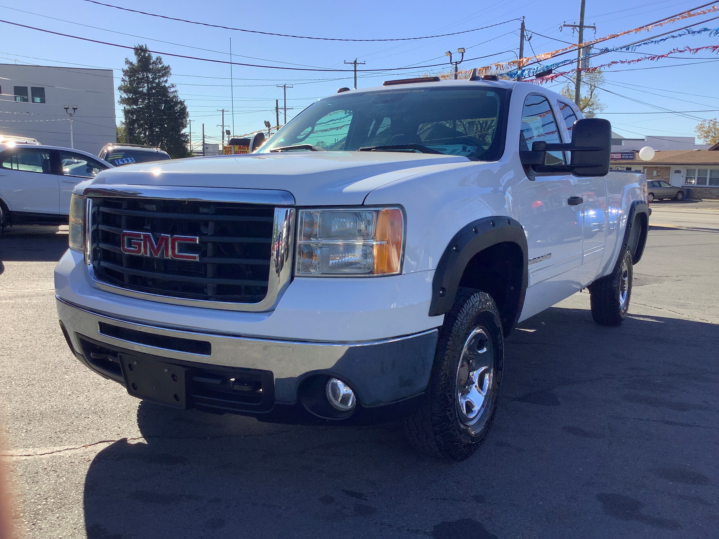 2008 Gmc Sierra SLE photo 3