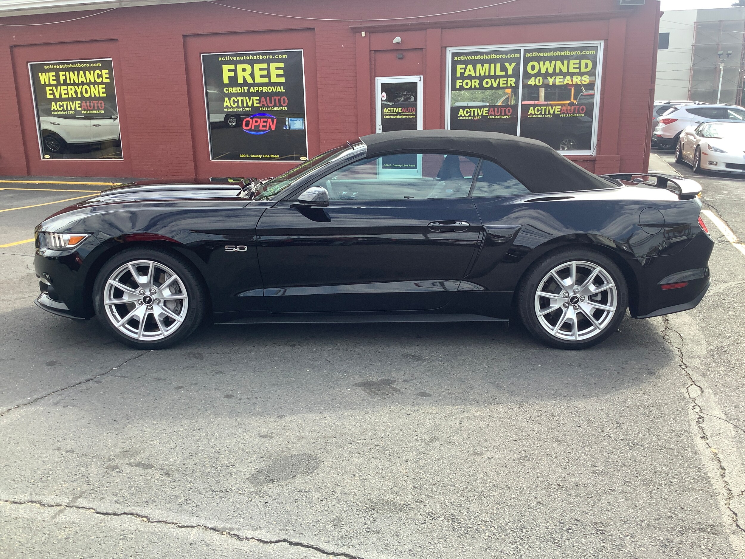 2015 Ford Mustang GT Premium Convertible photo 4