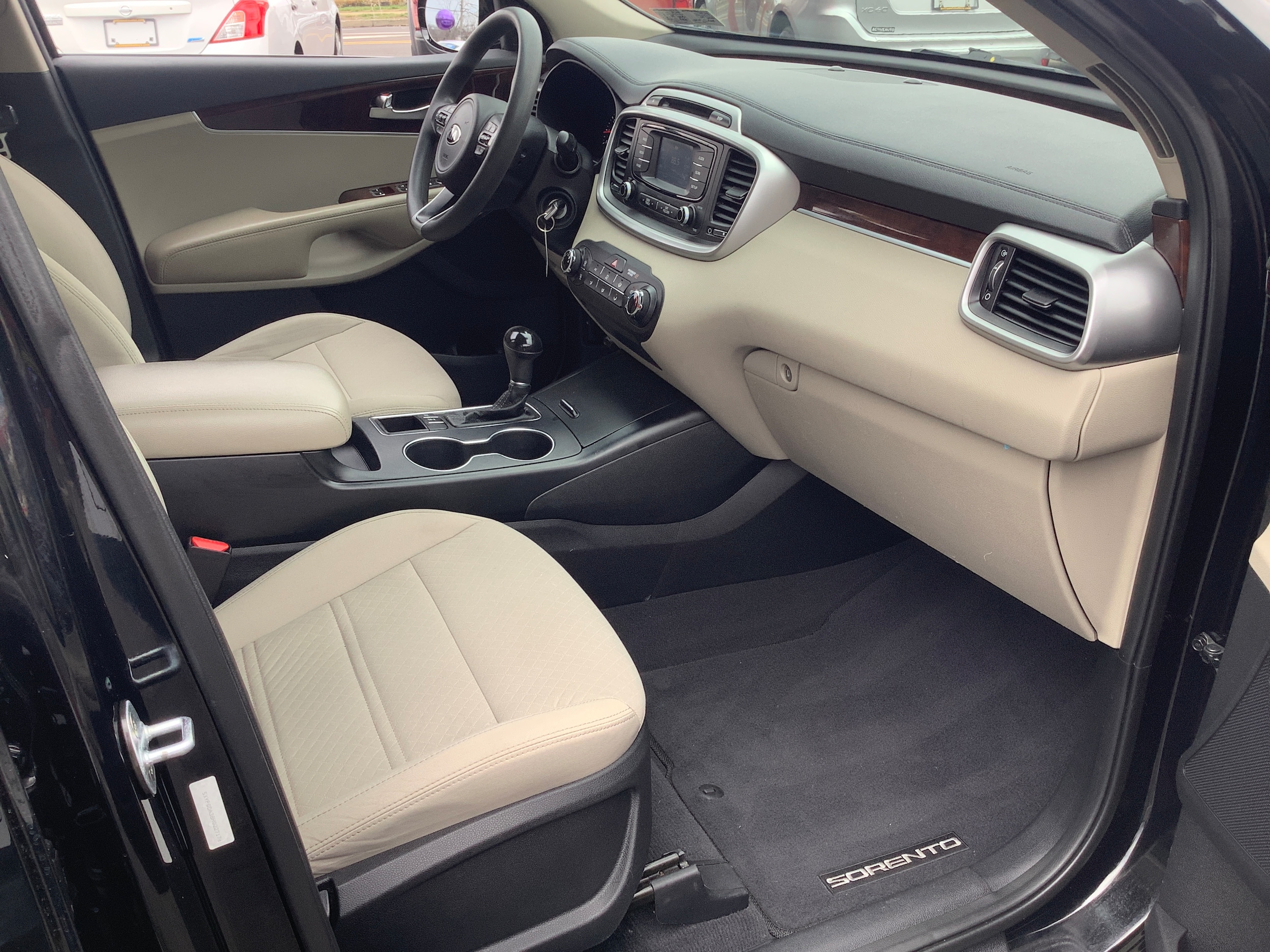 2017 Kia Sorento LX - Photo 16