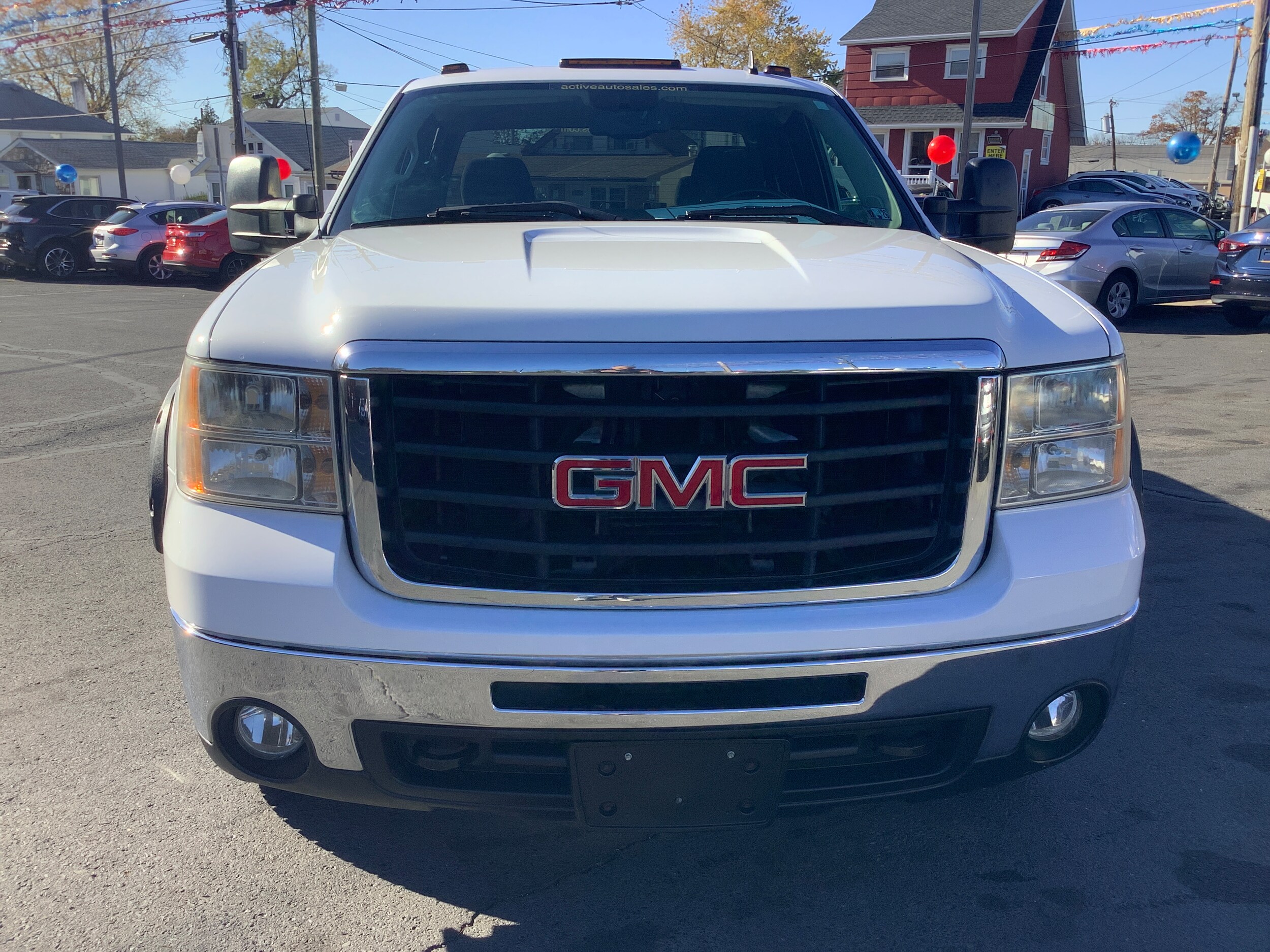 2008 Gmc Sierra SLE photo 2