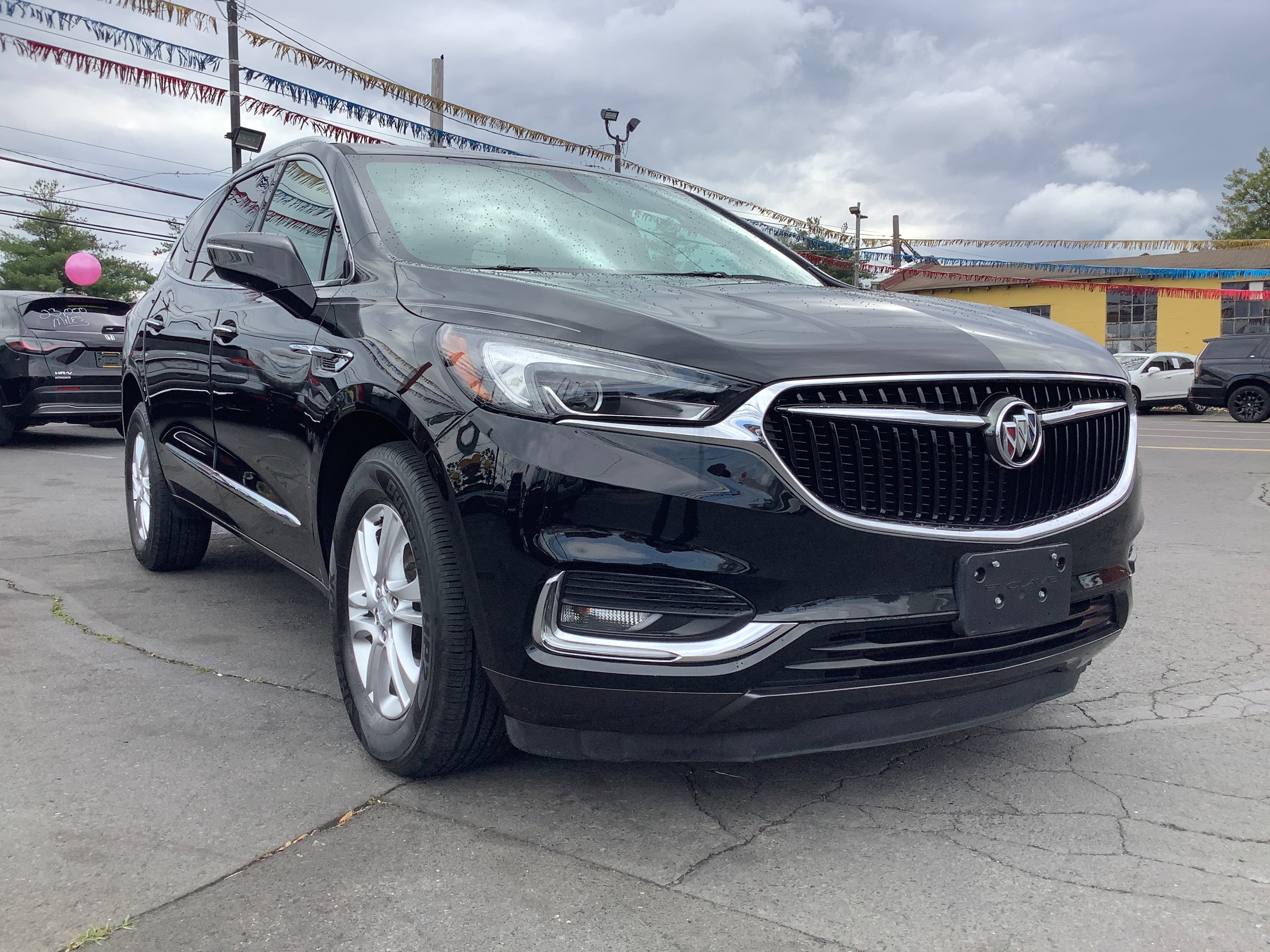 2018 Buick Enclave Essence AWD's photo