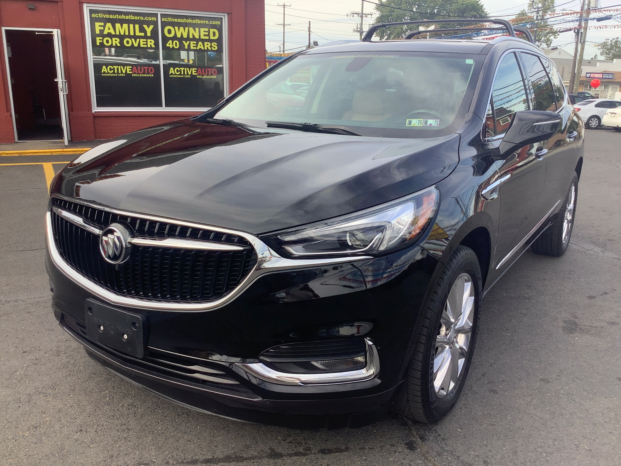 2019 Buick Enclave Essence photo 3