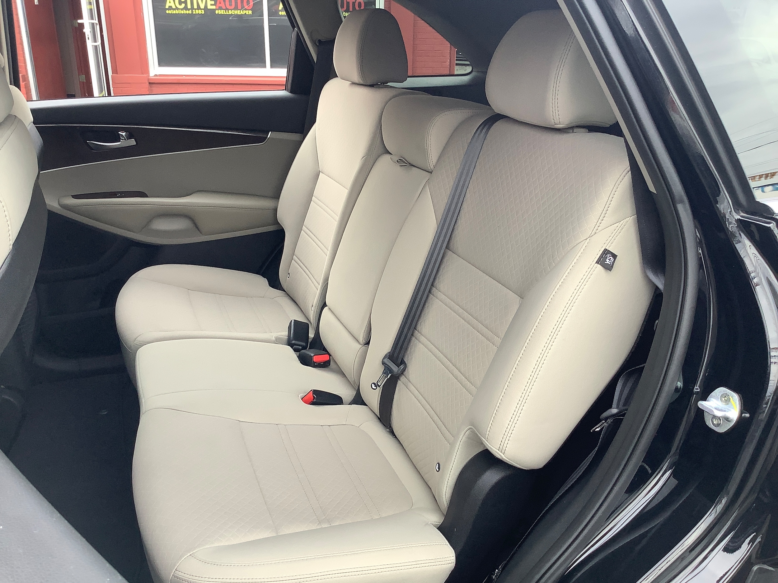 2017 Kia Sorento LX - Photo 12
