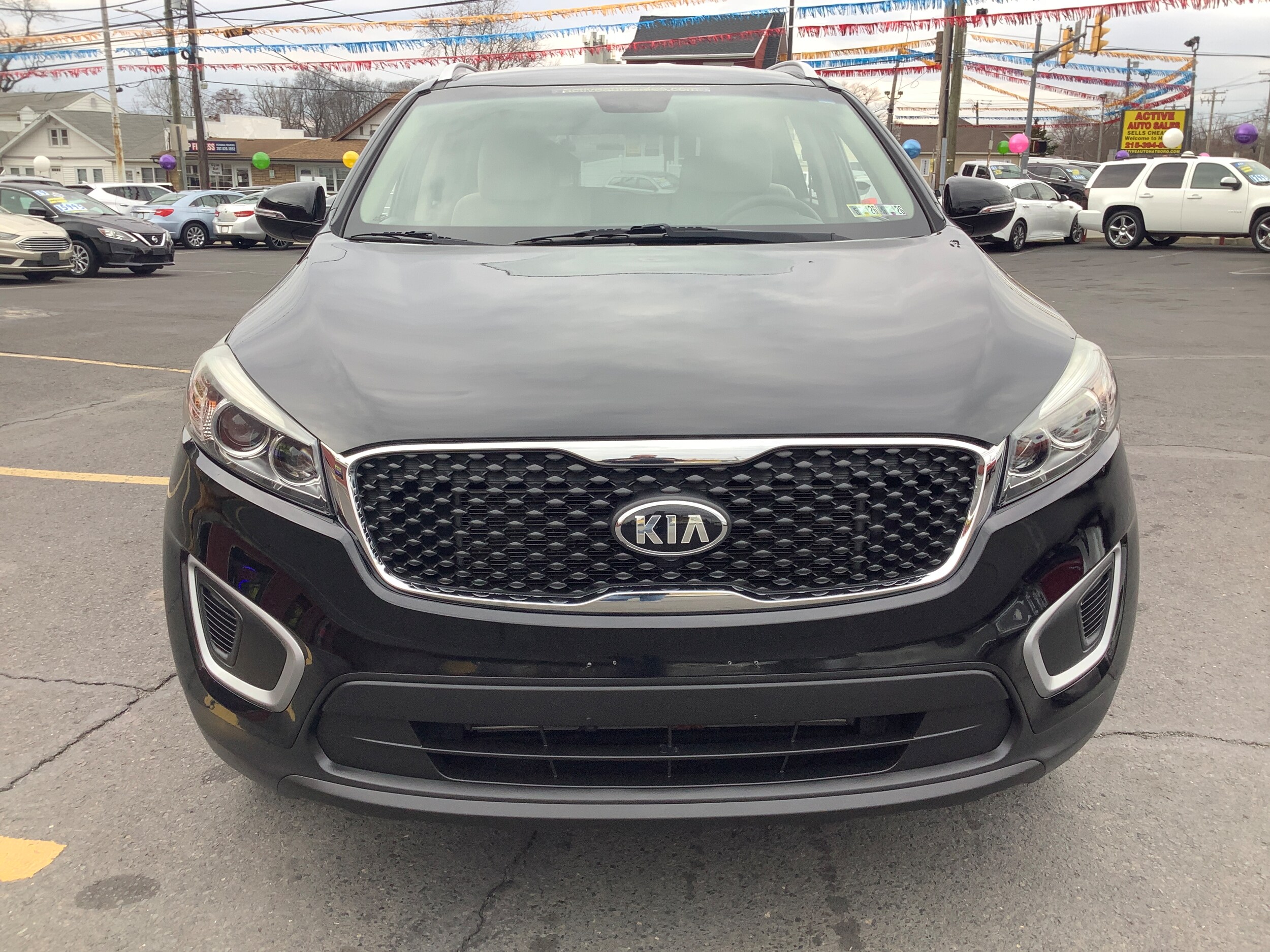 2017 Kia Sorento LX photo 2