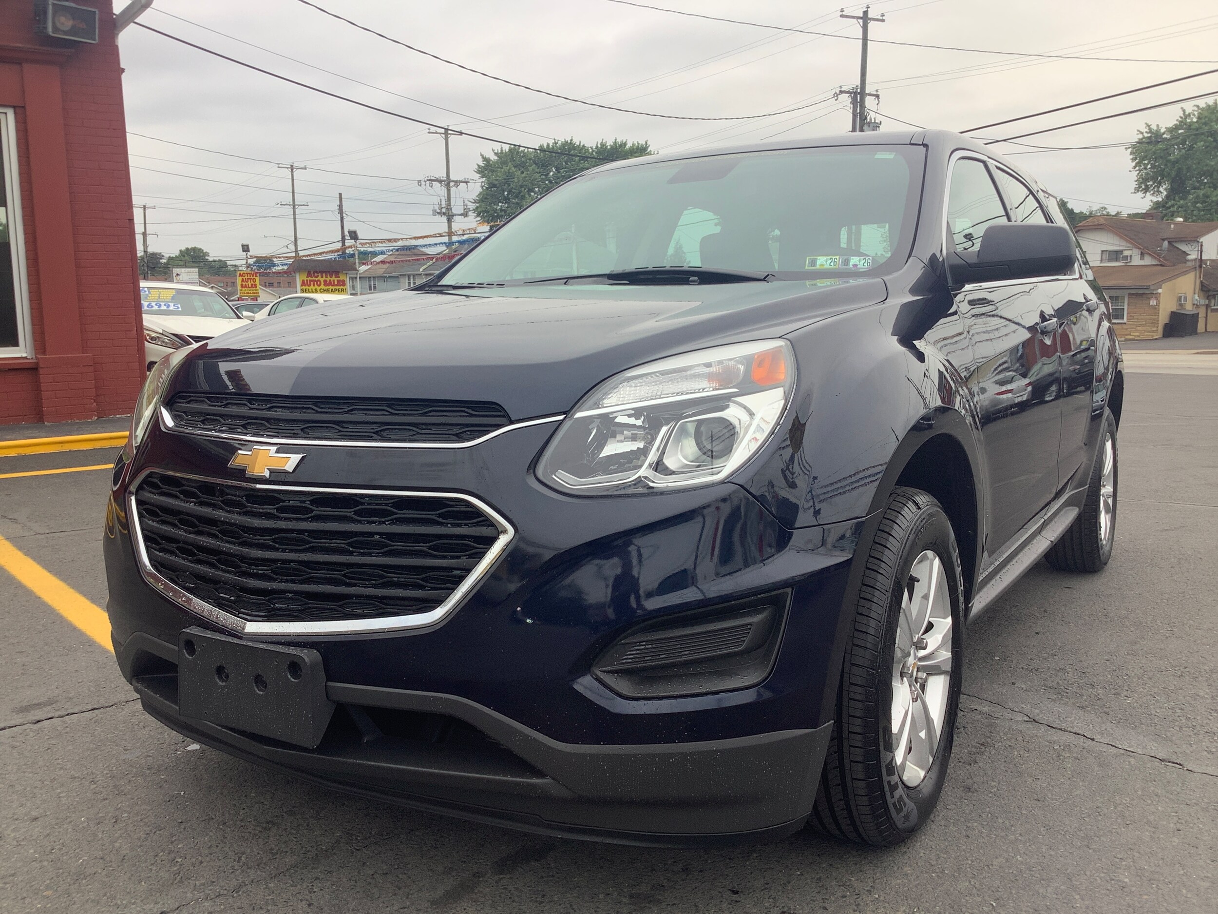 2017 Chevrolet Equinox LS photo 3