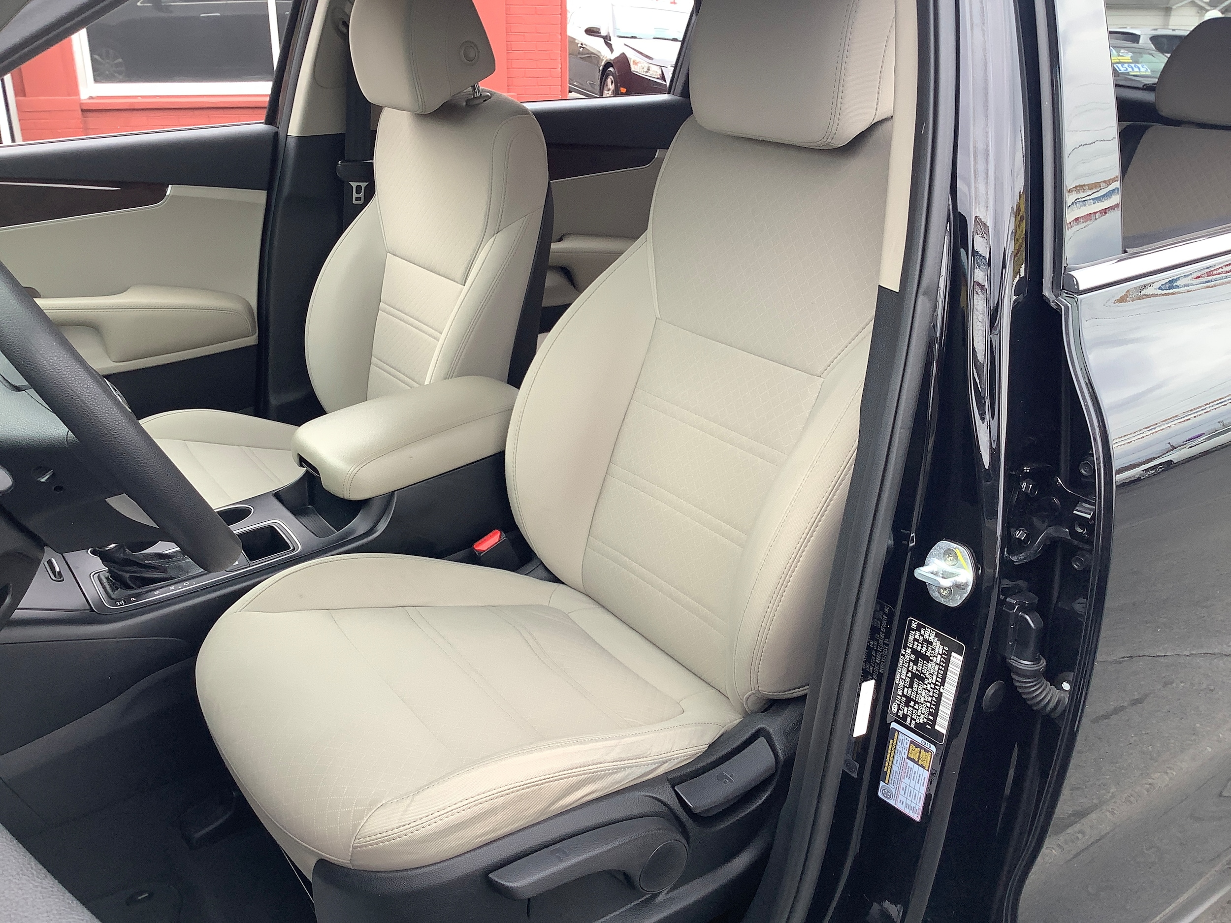 2017 Kia Sorento LX - Photo 10