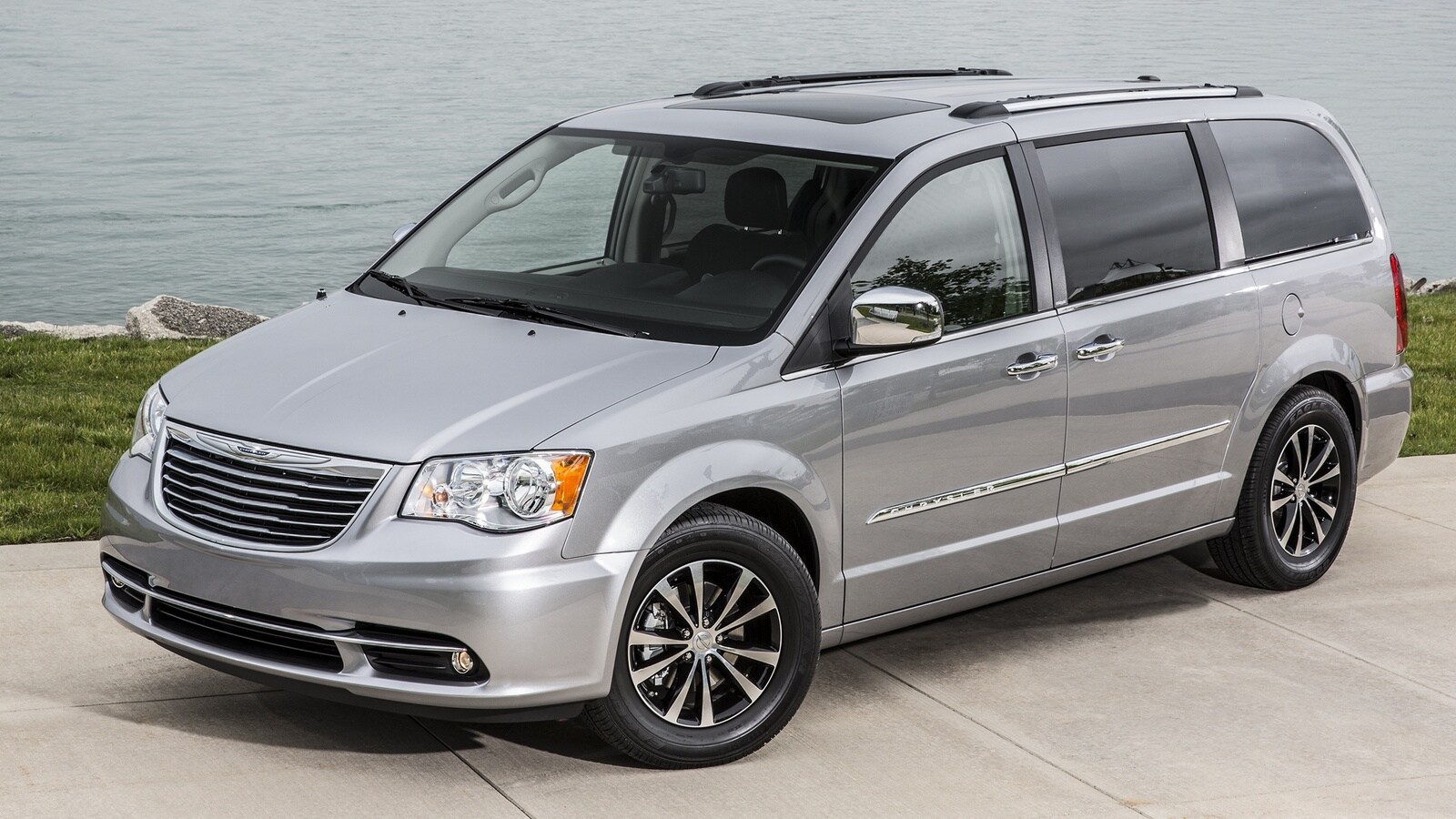 Dodge town country