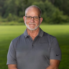 Staff member Bob Moody from ID_1091184e3c22