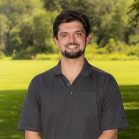 Staff member Alex Schelfhaudt from ID_1091184e3c22