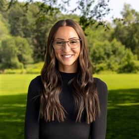 Staff member Julia Bellantoni from ID_1091184e3c22