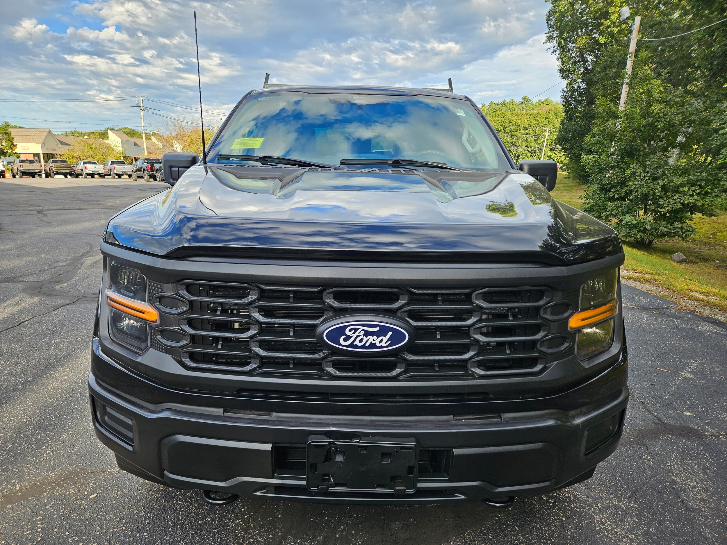 2024 Ford F-150 XL photo 2
