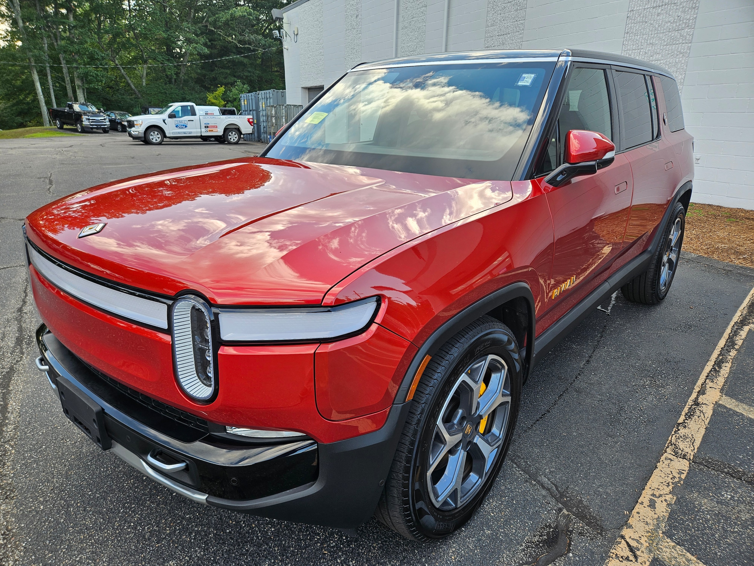 2023 Rivian R1S Launch Edition