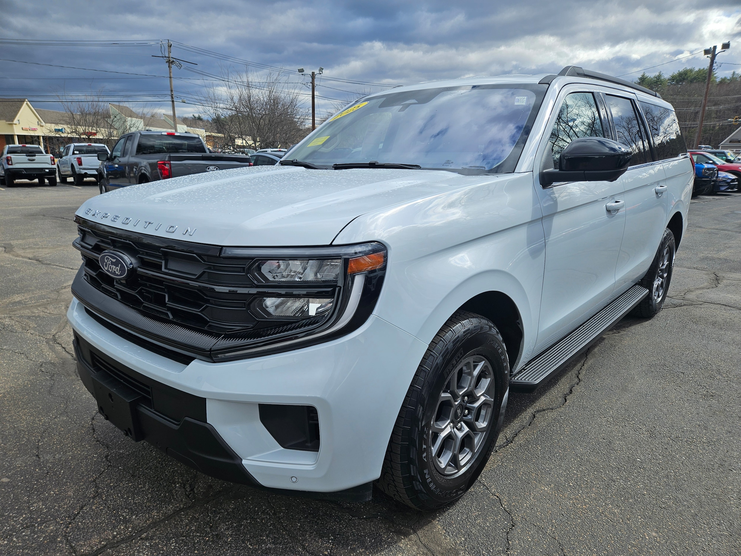 2025 Ford Expedition Active MAX 4x4's photo