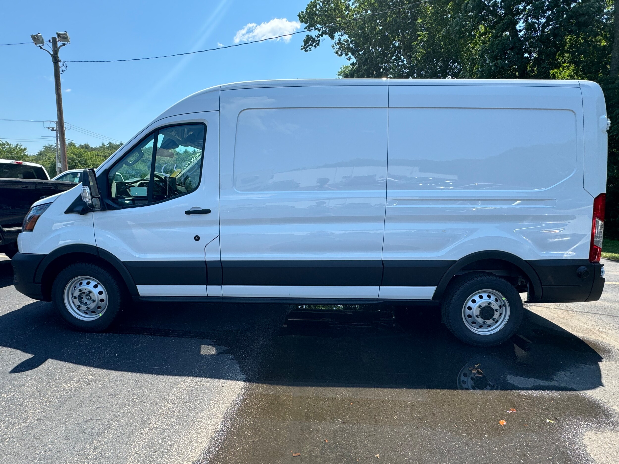 2024 Ford Transit Cargo Van photo 2
