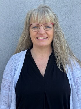 Staff member Annmarie Benoit from ID_41aa6f9b9c66