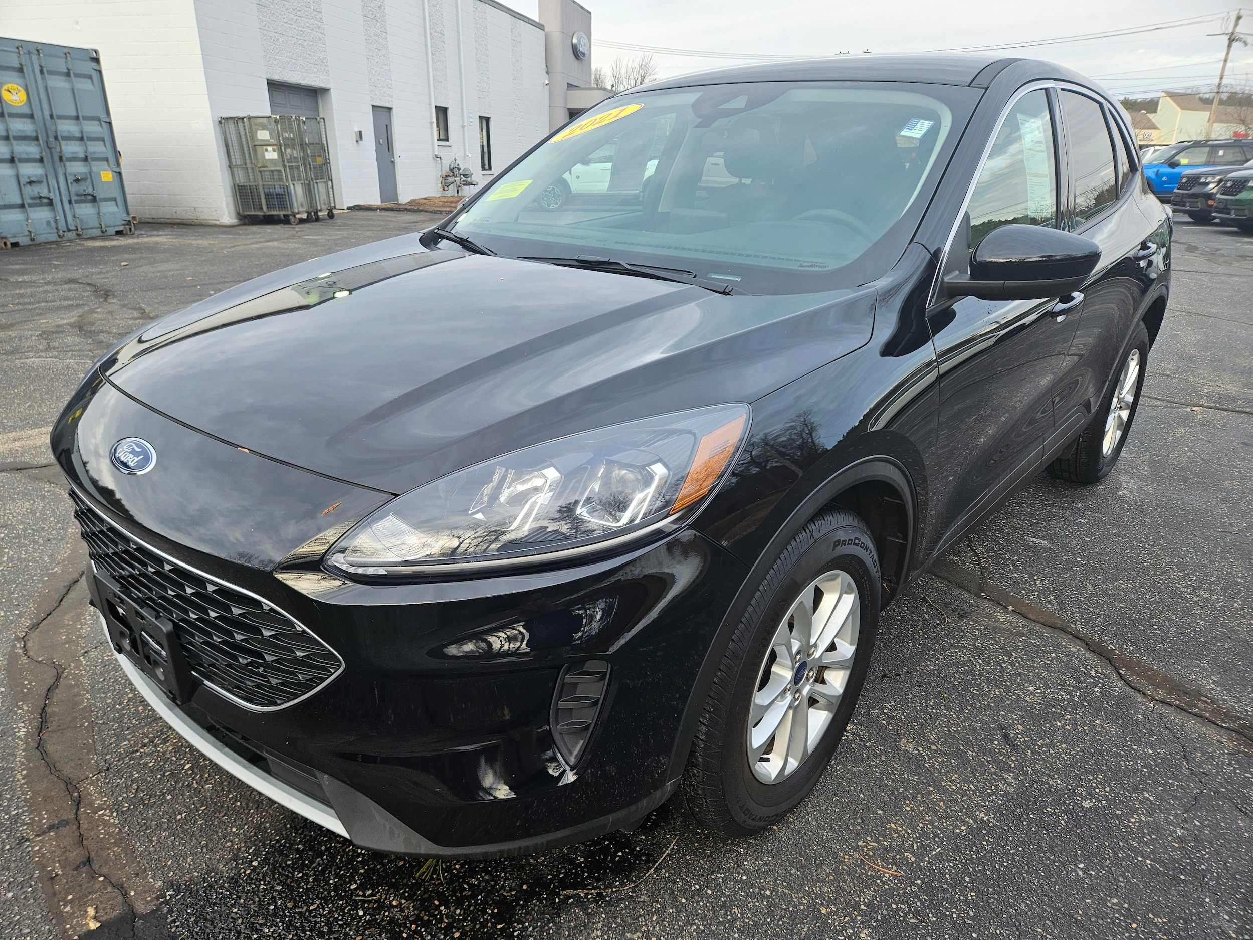 2021 Ford Escape SE's photo
