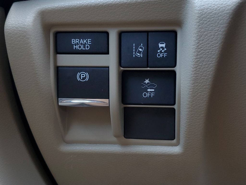 2018 Acura MDX Technology & Entertainment Package - Photo 31