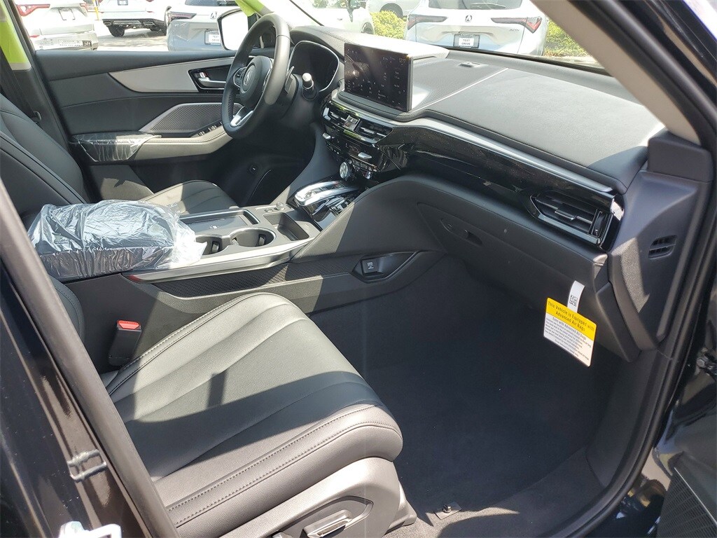 2026 Acura MDX photo 2