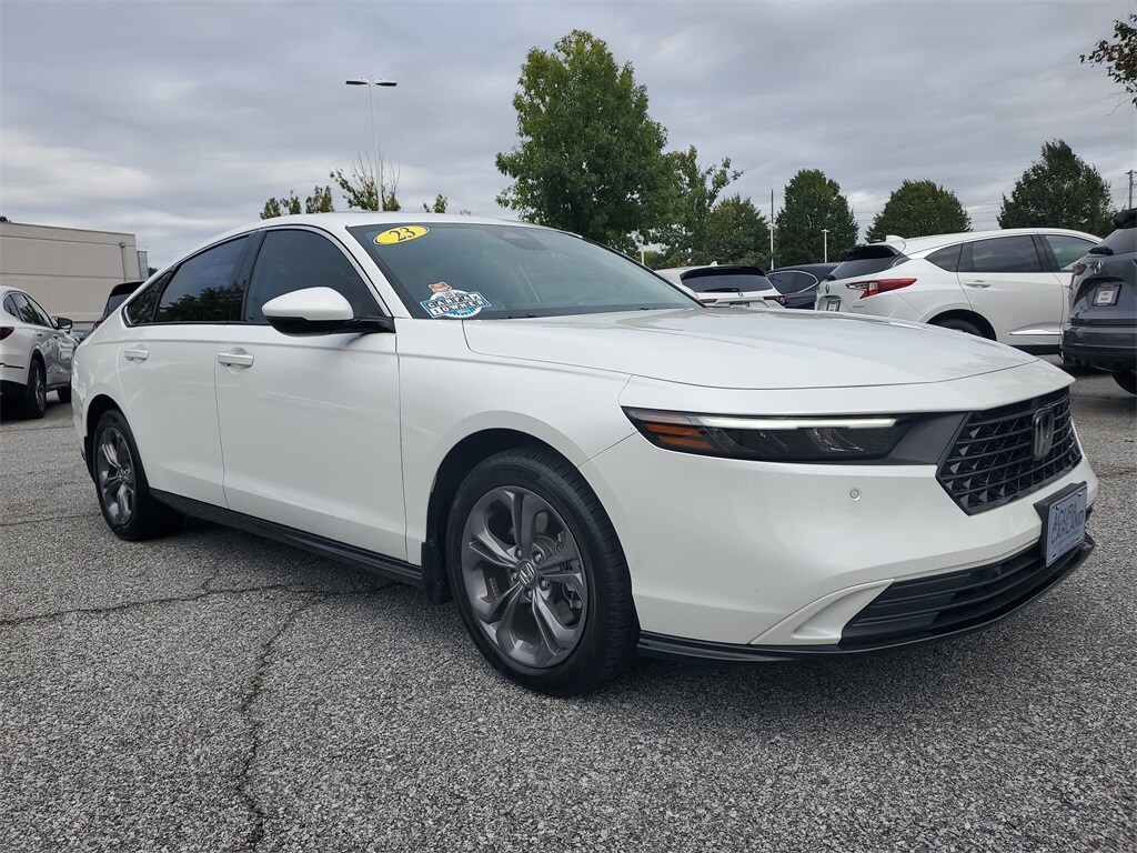 2023 Honda Accord Hybrid EX-L photo 3