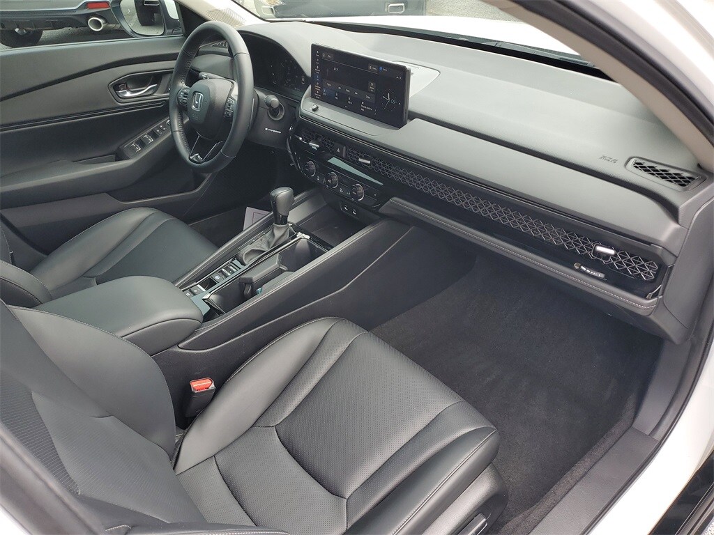 2023 Honda Accord Hybrid EX-L photo 4