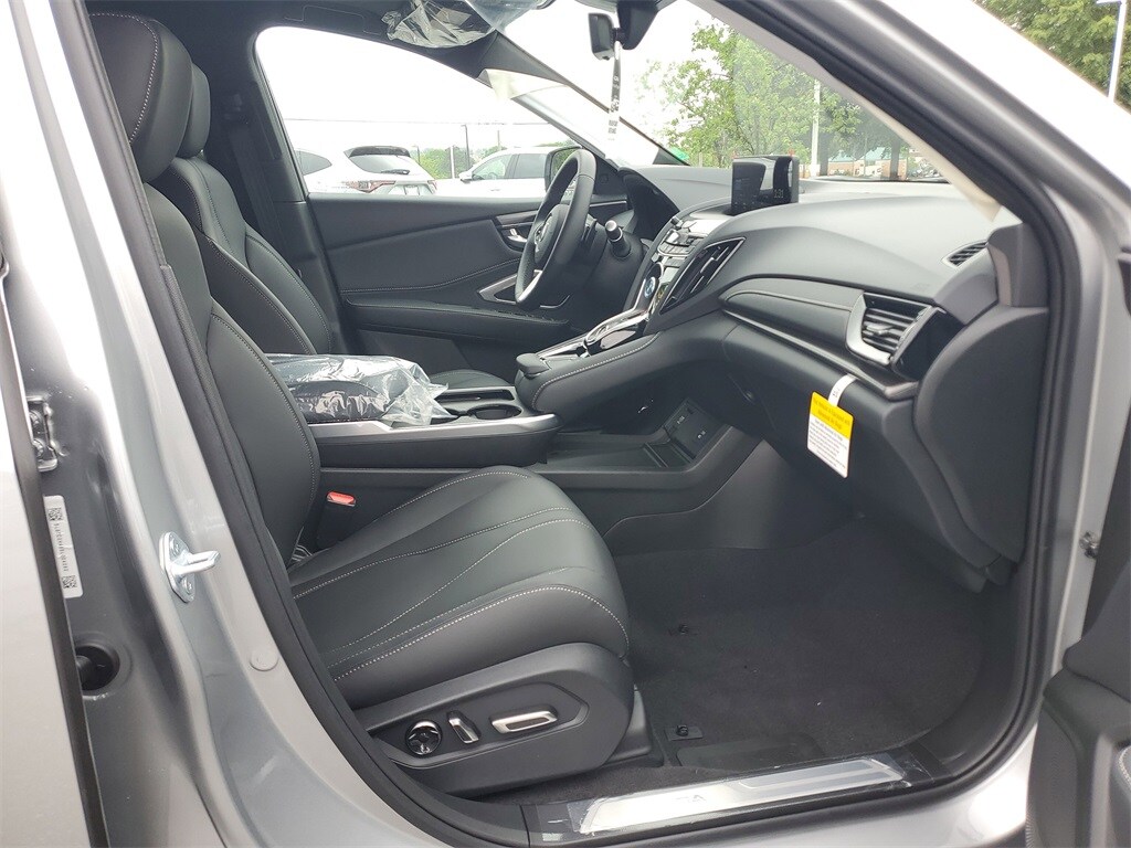 2025 Acura RDX photo 4