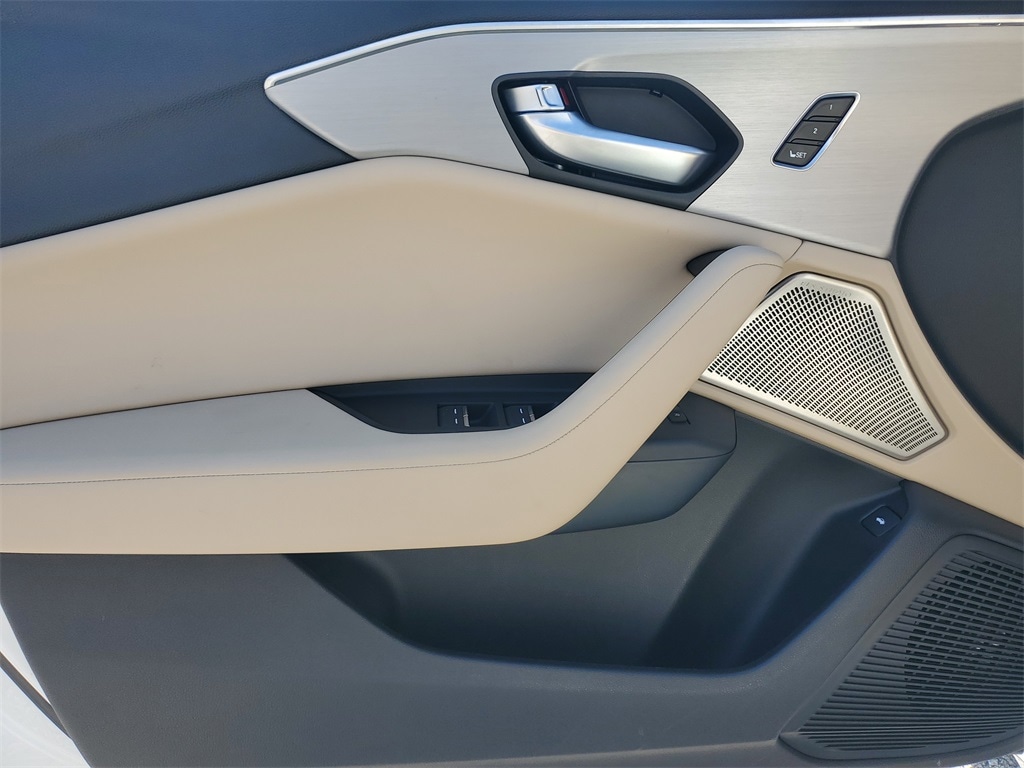 2025 Acura TLX Technology Package - Photo 17