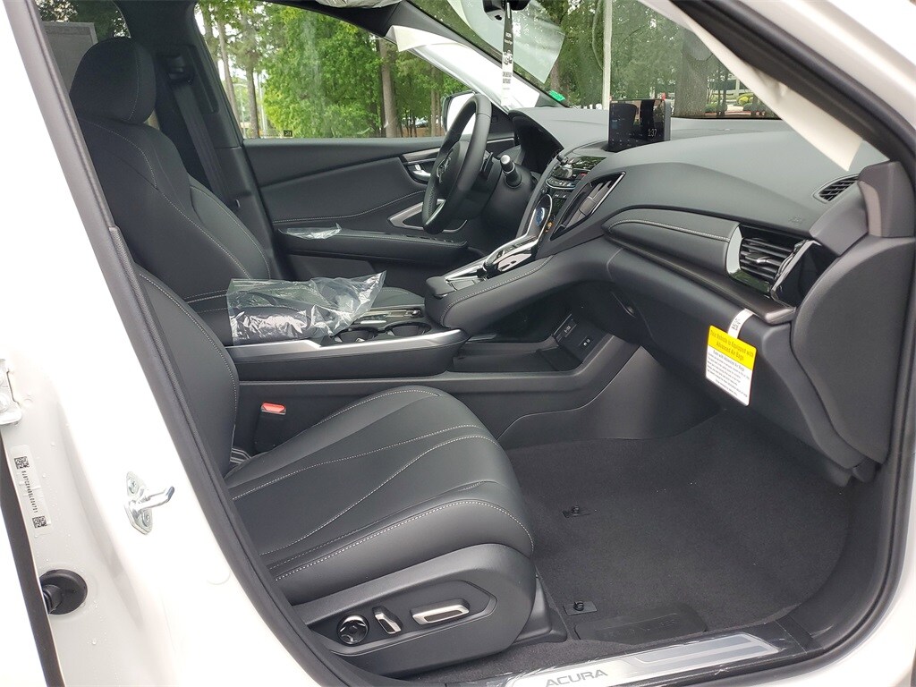 2025 Acura RDX photo 4