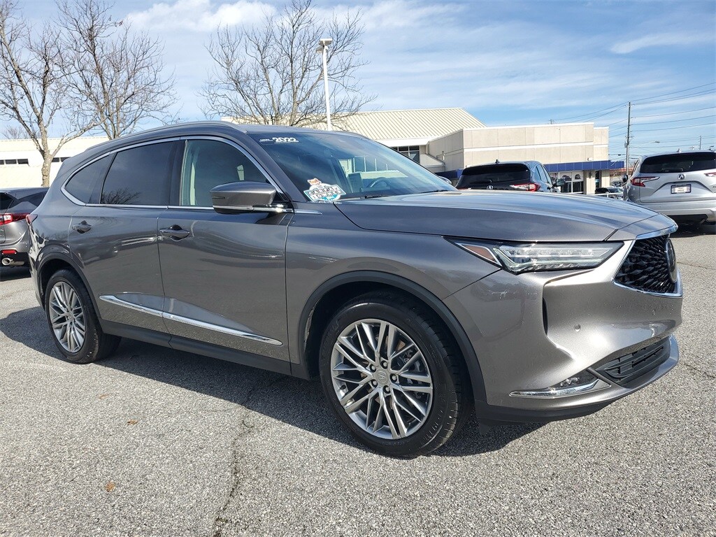 2022 Acura MDX SH-AWD Advance photo 3