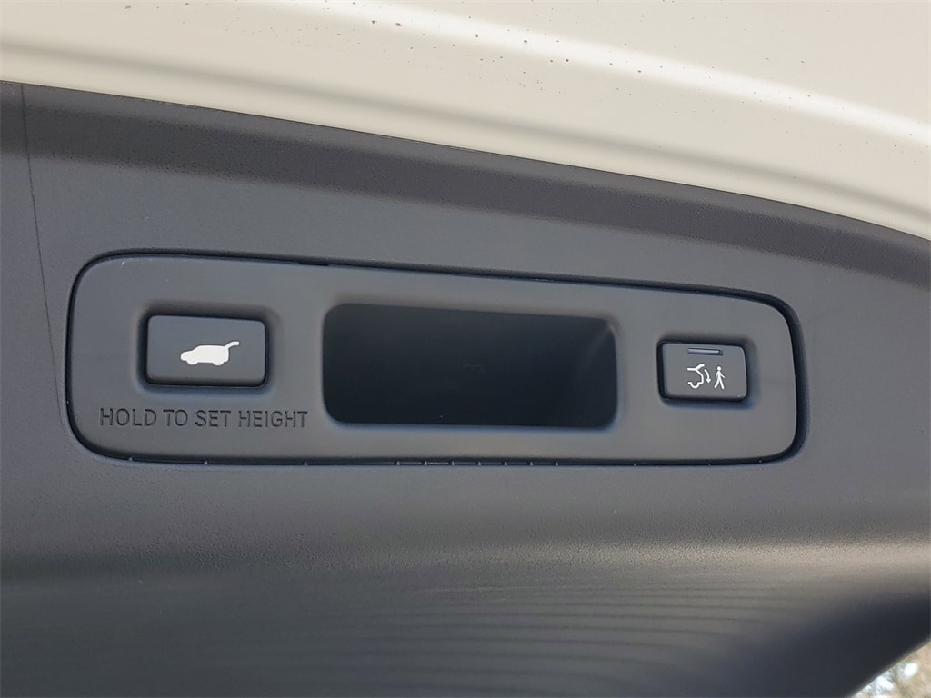 2026 Acura ADX A-Spec Package - Photo 11