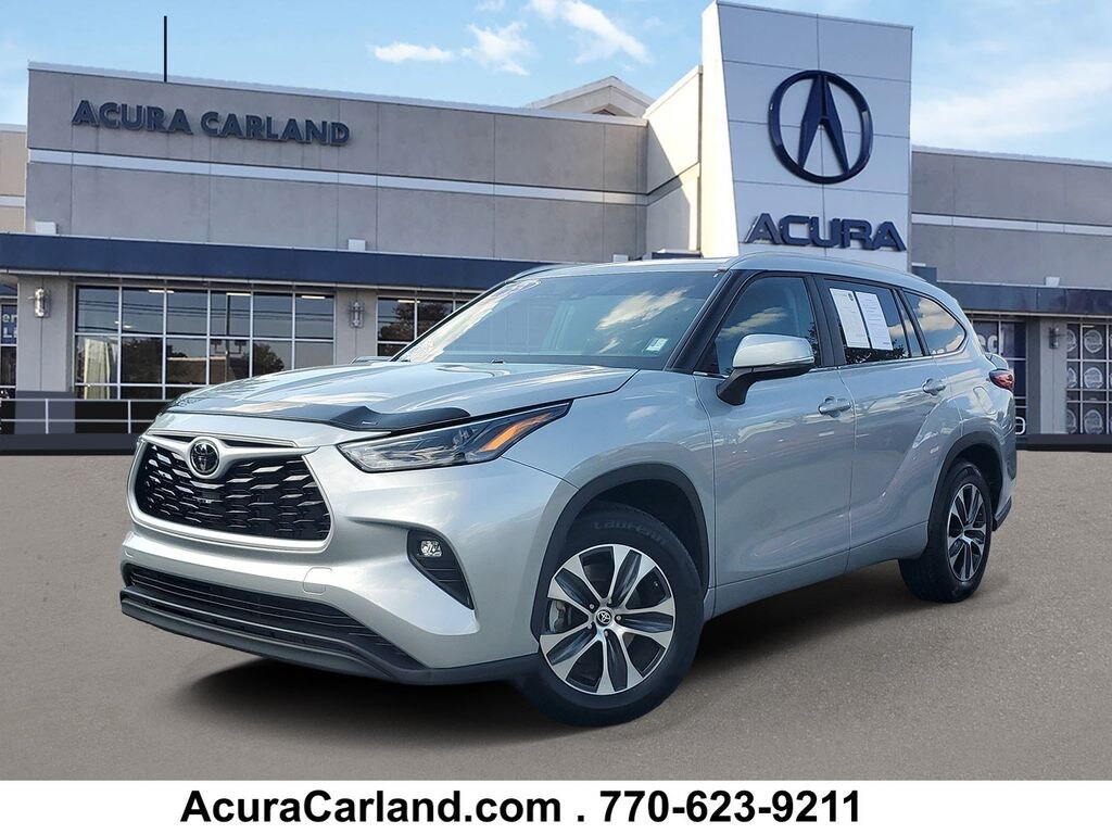 Used 2023 Toyota Highlander XLE SUV