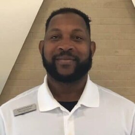 Staff member Walter Ford from ID_0405d2e3a1c2