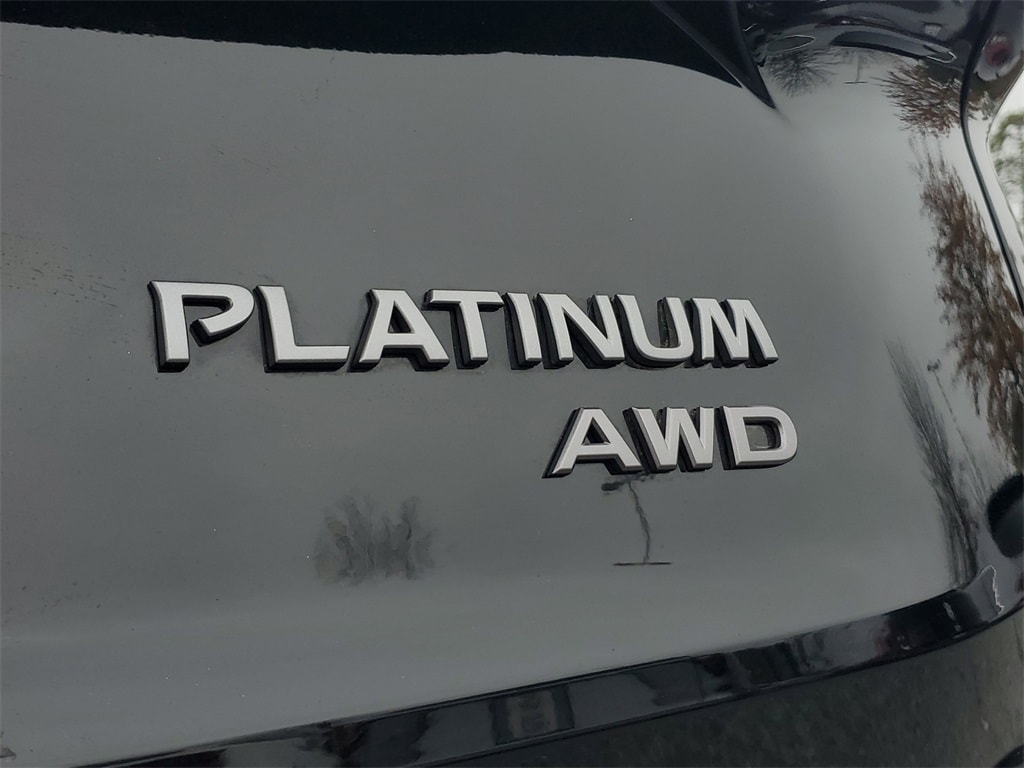 2026 Nissan Rogue Platinum - Photo 8