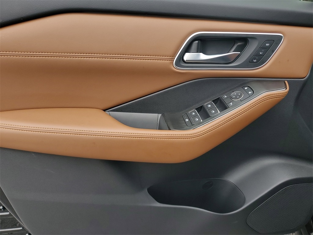 2026 Nissan Rogue Platinum - Photo 20